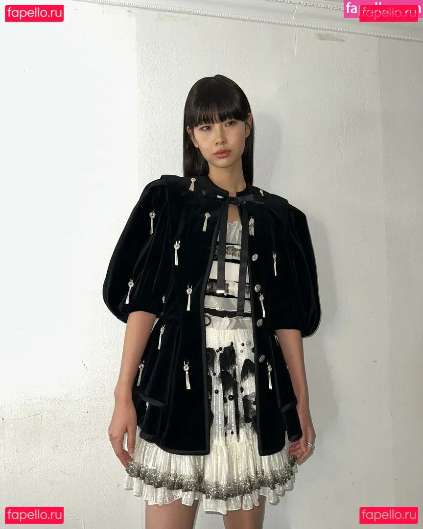 Jung Ho-yeon Onlyfans Photo Gallery 