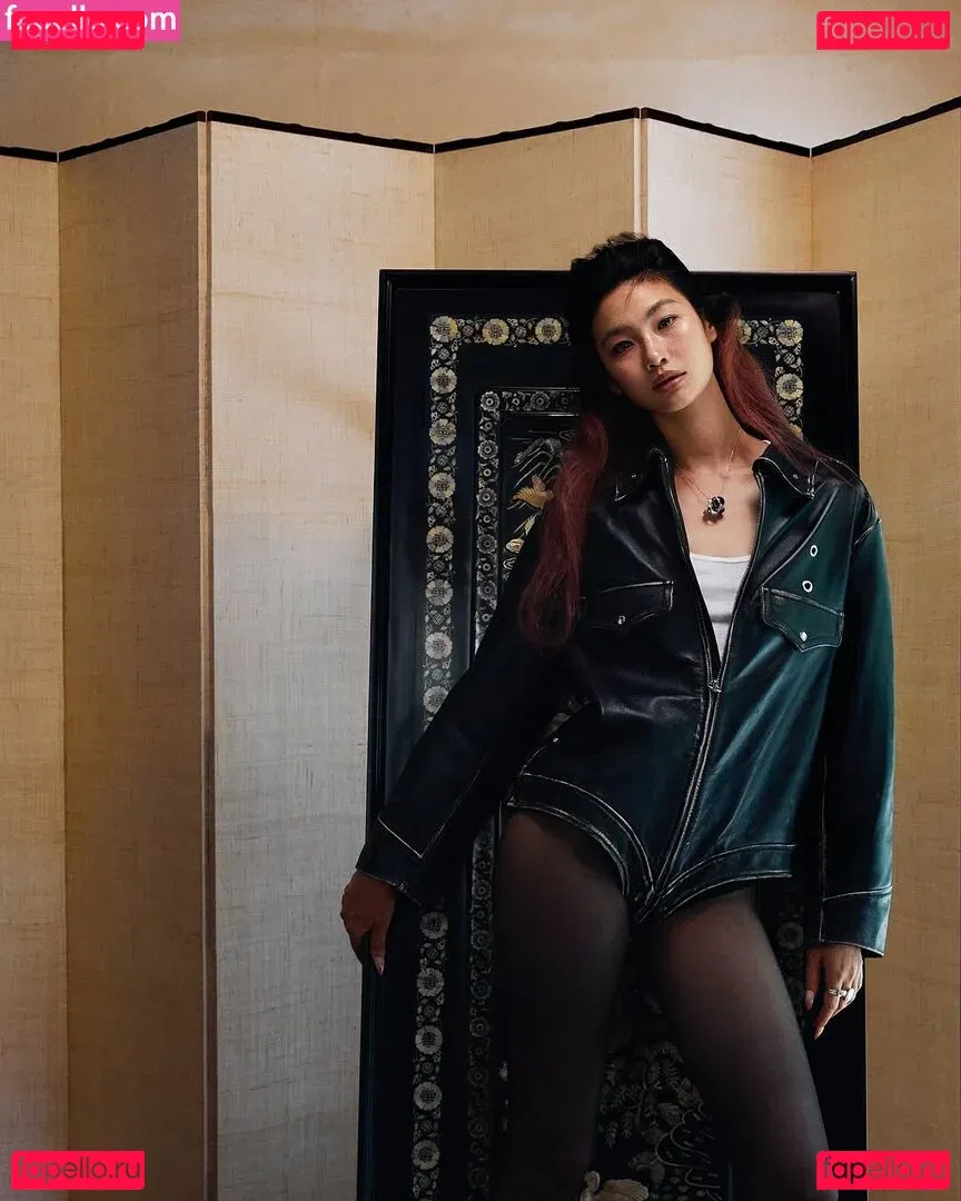 Jung Ho-yeon Onlyfans Photo Gallery 