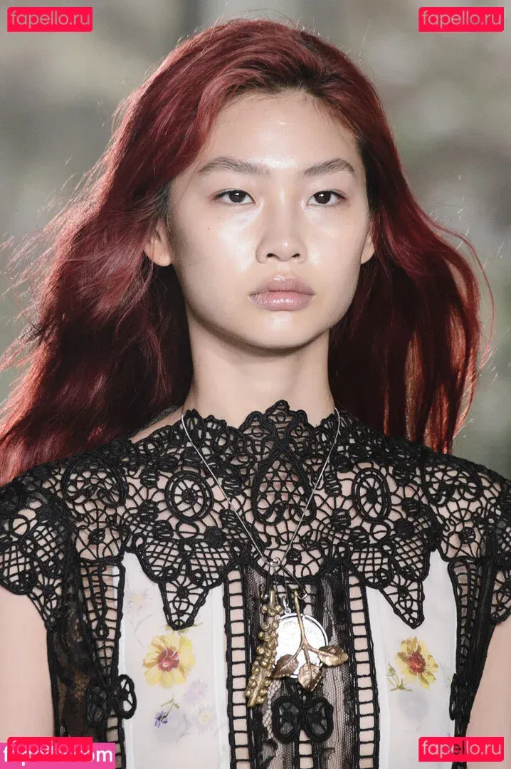 Jung Ho-yeon Onlyfans Photo Gallery 