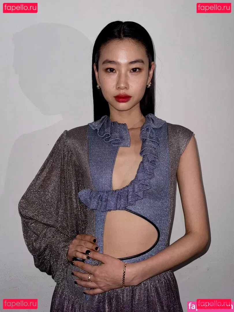 Jung Ho-yeon Onlyfans Photo Gallery 