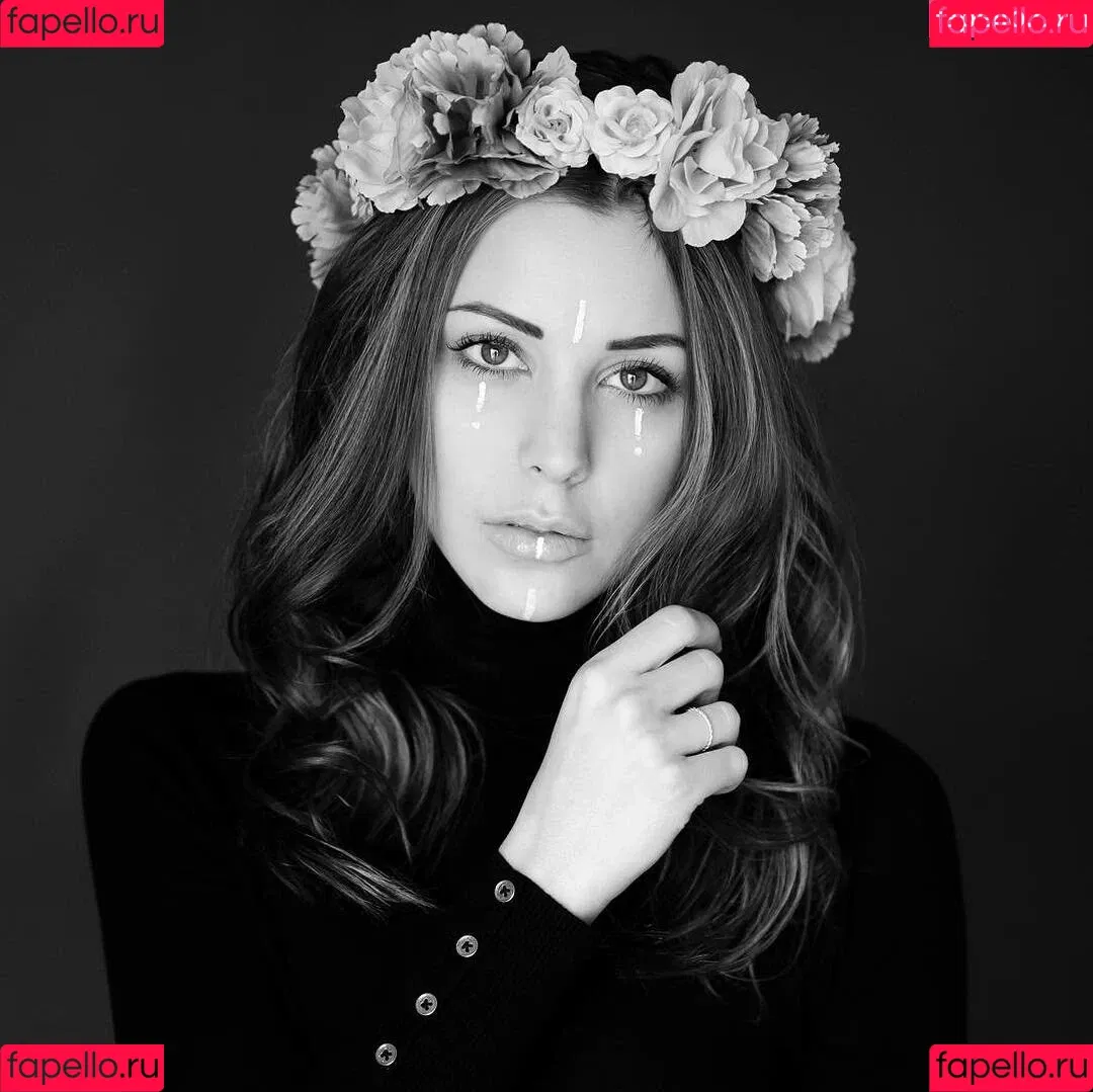 Katharina M. Onlyfans Photo Gallery 