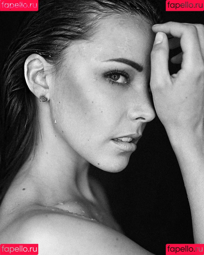 Katharina M. Onlyfans Photo Gallery 