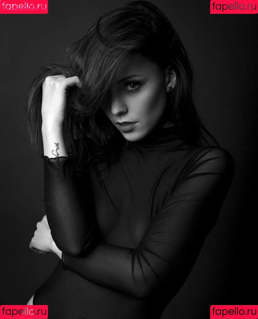 Katharina M. Onlyfans Photo Gallery 