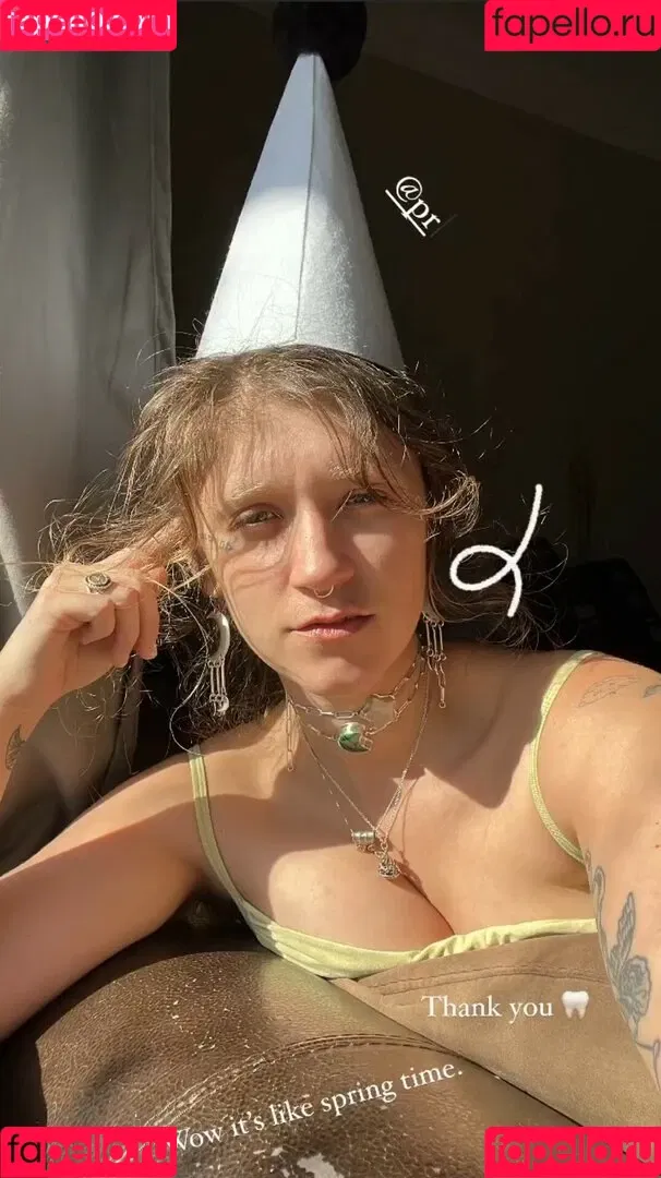 Sierra Ferrell Onlyfans Photo Gallery 