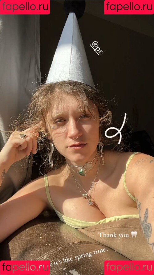 Sierra Ferrell Onlyfans Photo Gallery 