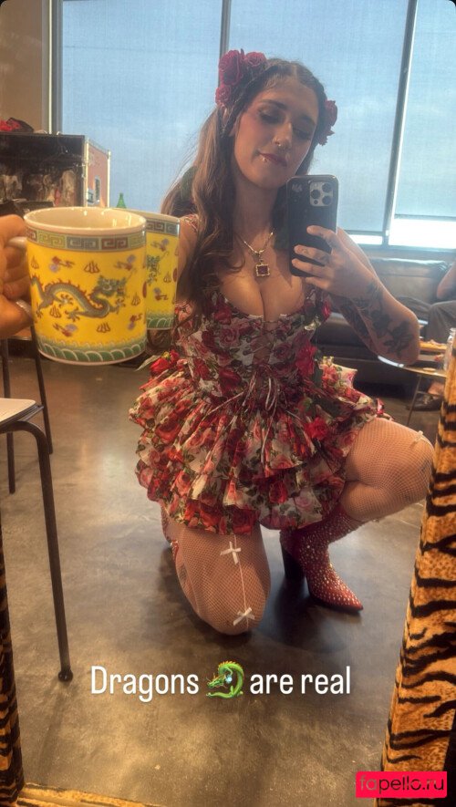 Sierra Ferrell Nude Onlyfans Photo 28