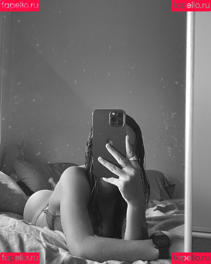 pruelearyy Onlyfans Photo Gallery 