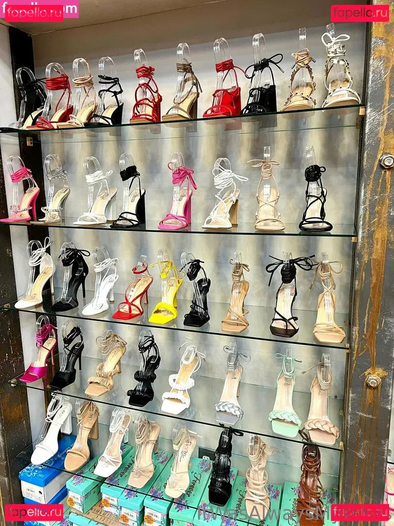 itwasalwaysmysoles Onlyfans Photo Gallery 