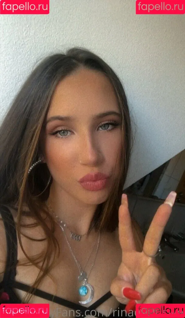rina exclusive Onlyfans Photo Gallery 