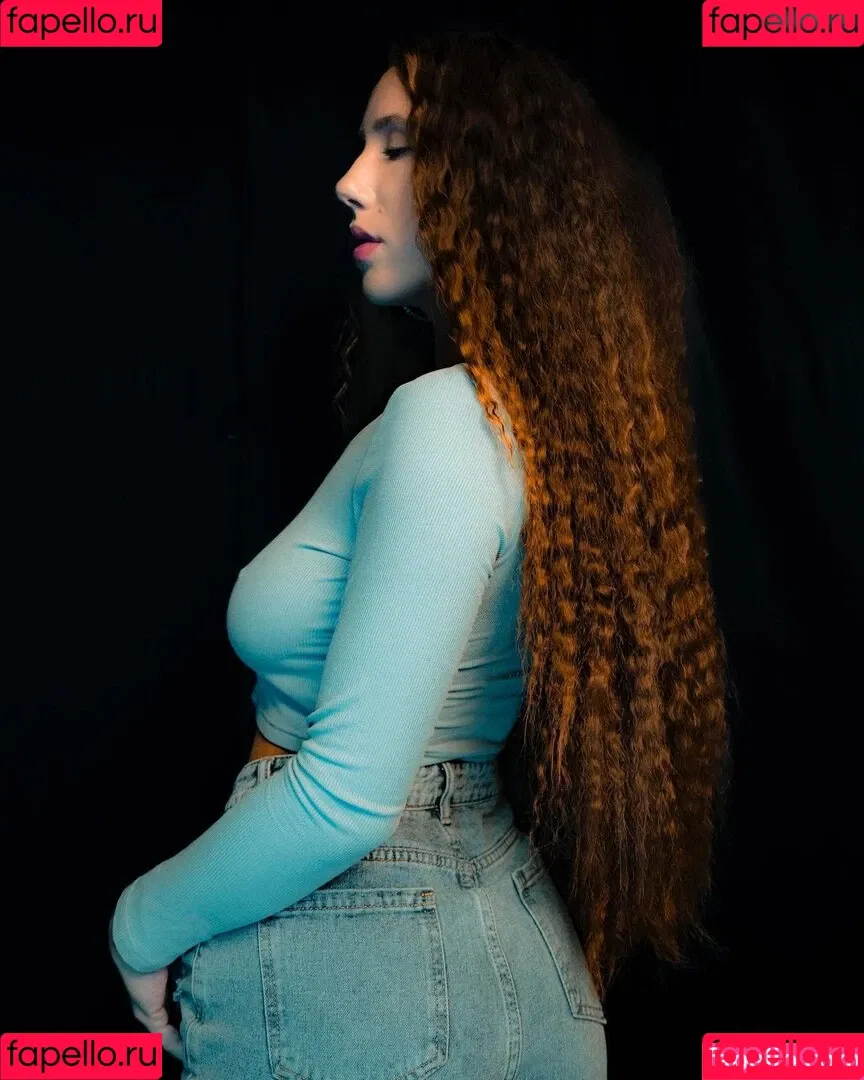 rina exclusive Onlyfans Photo Gallery 