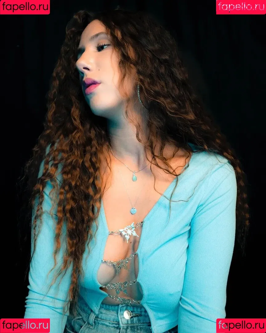 rina exclusive Onlyfans Photo Gallery 