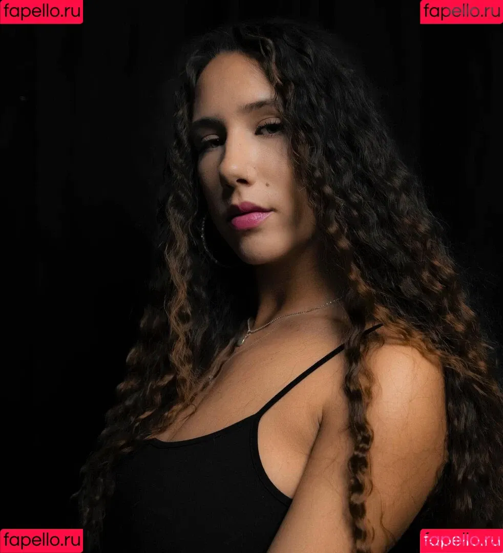 rina exclusive Onlyfans Photo Gallery 