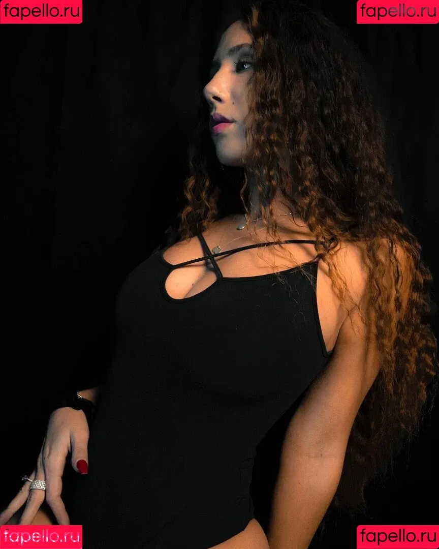 rina exclusive Onlyfans Photo Gallery 