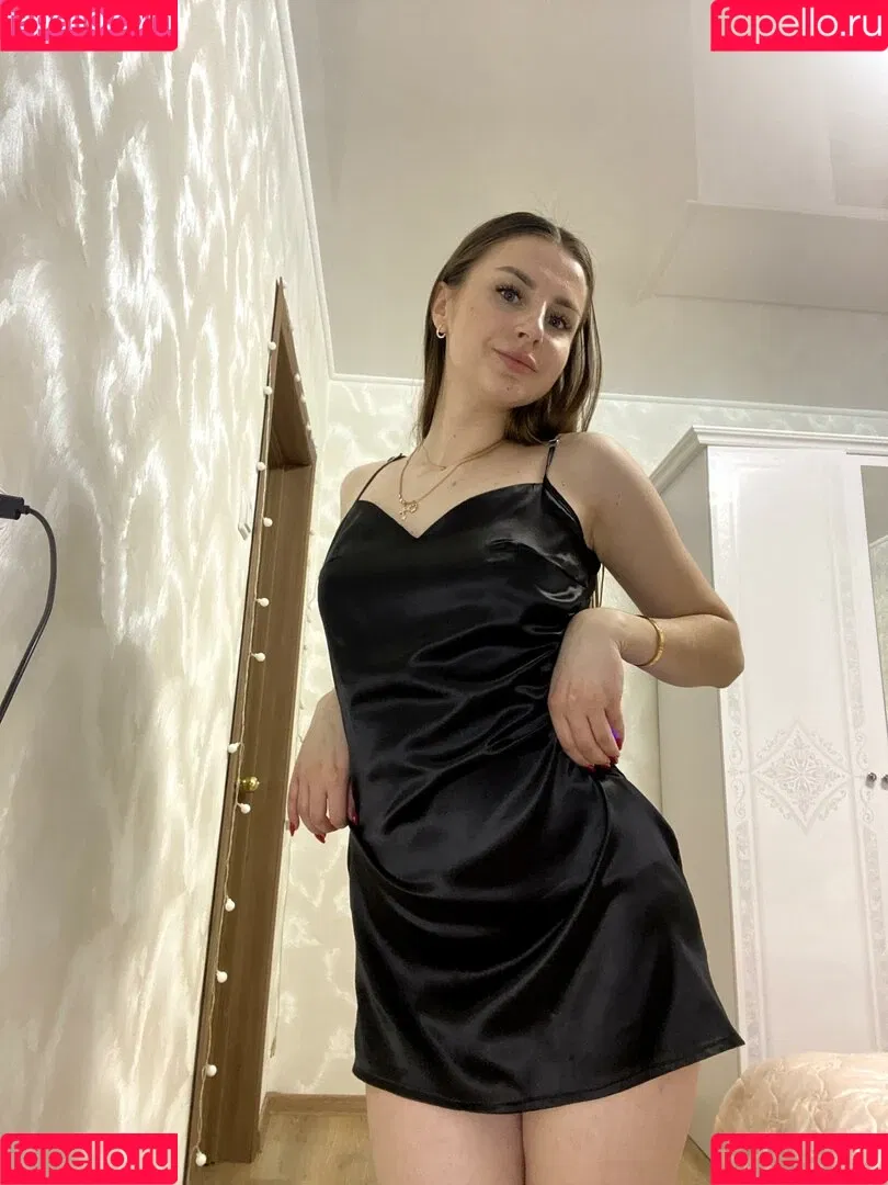 elena_fit_doll Onlyfans Photo Gallery 