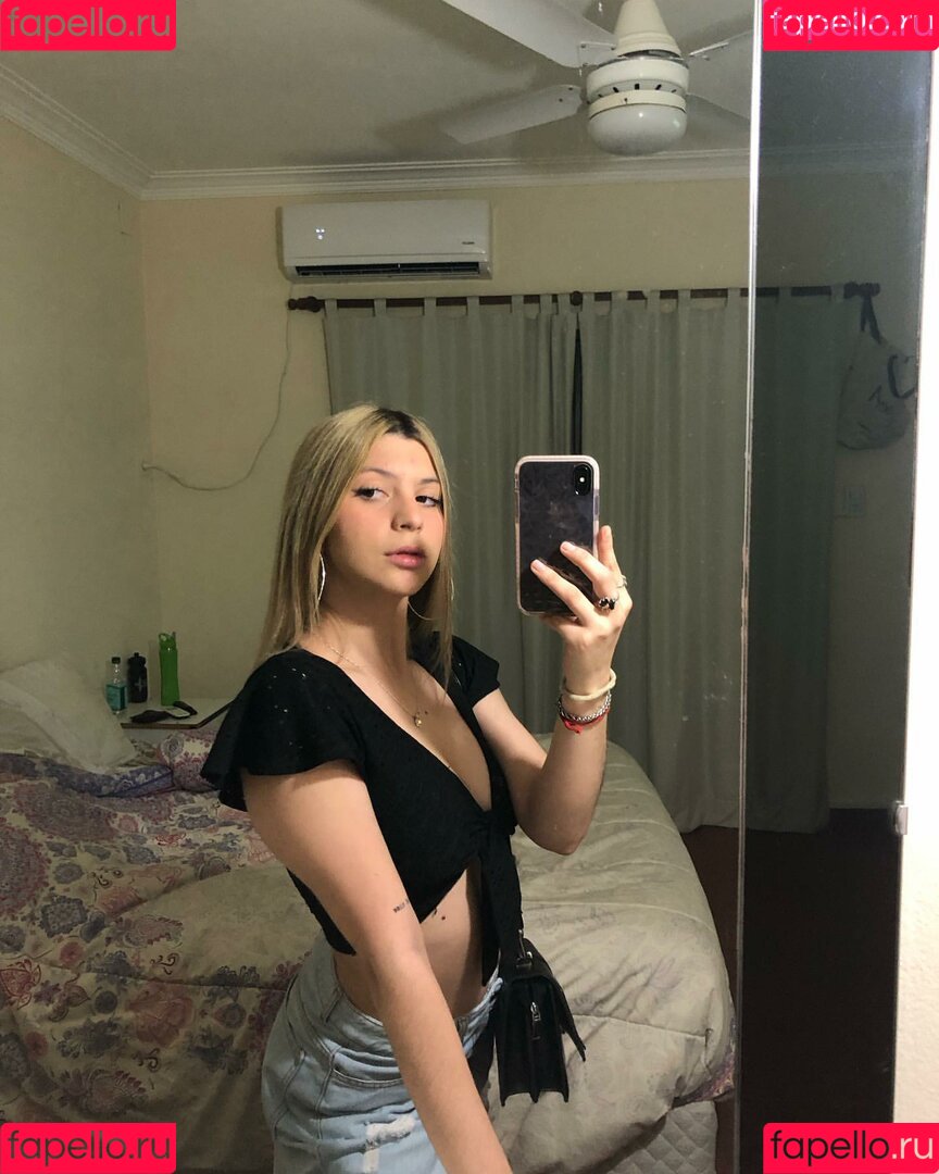 Nahiara Hamue Onlyfans Photo Gallery 