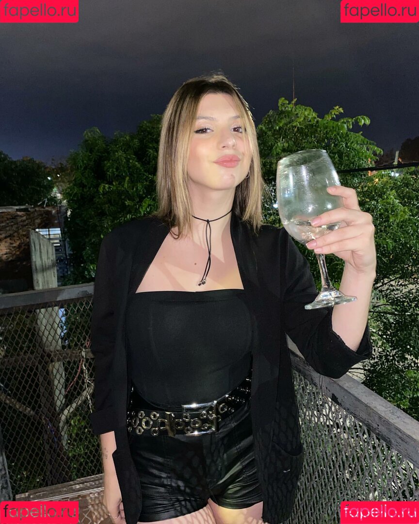 Nahiara Hamue Onlyfans Photo Gallery 