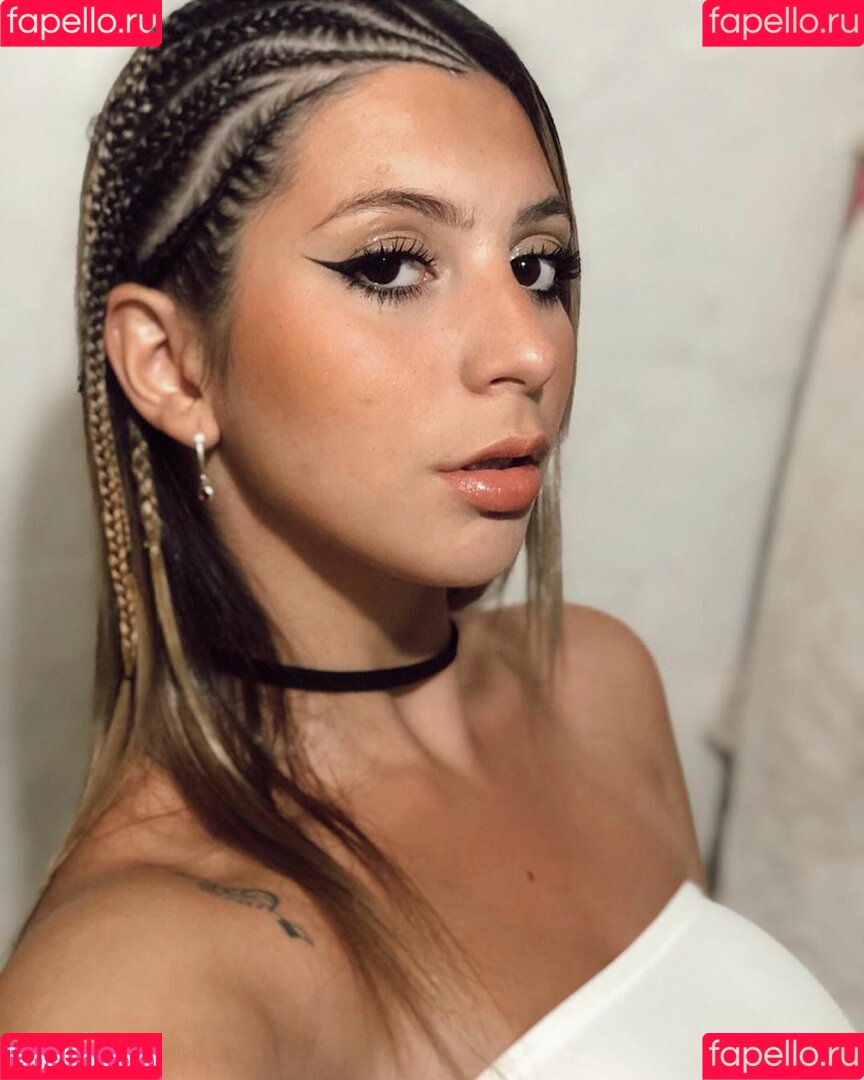 Nahiara Hamue Onlyfans Photo Gallery 