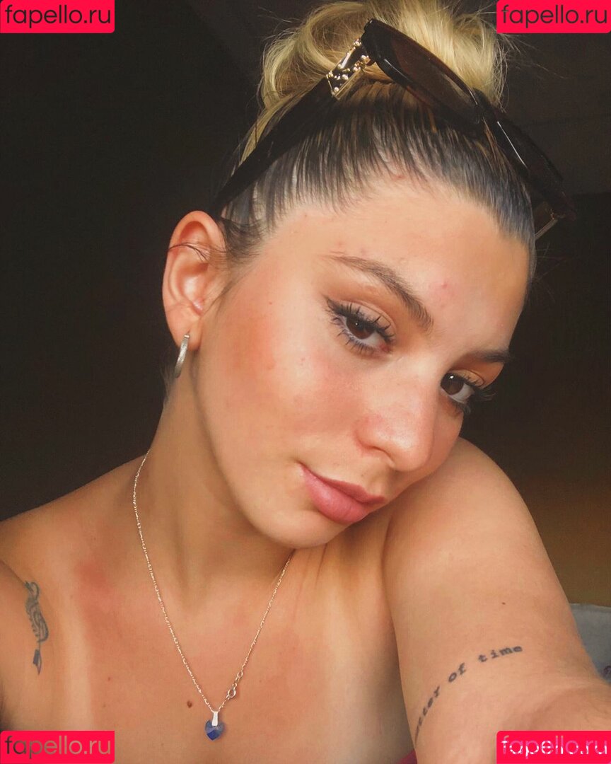 Nahiara Hamue Onlyfans Photo Gallery 