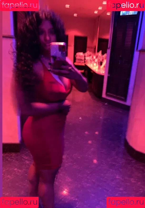 MzKora Onlyfans Photo Gallery 