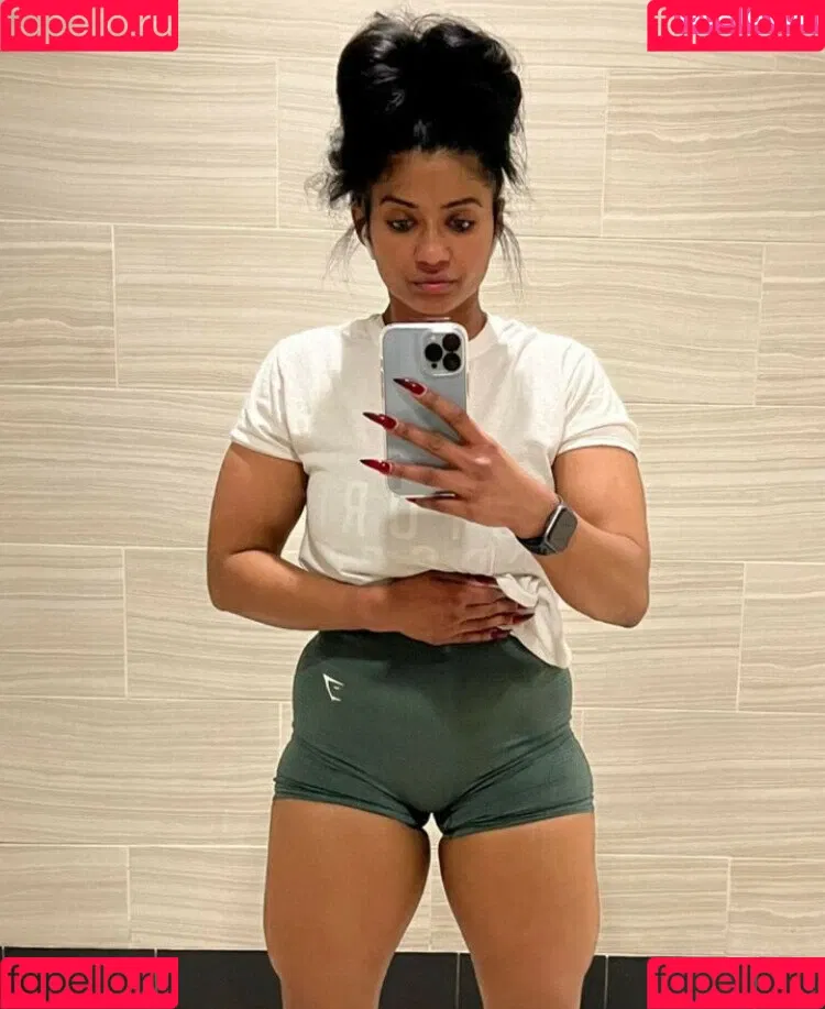 MzKora Onlyfans Photo Gallery 