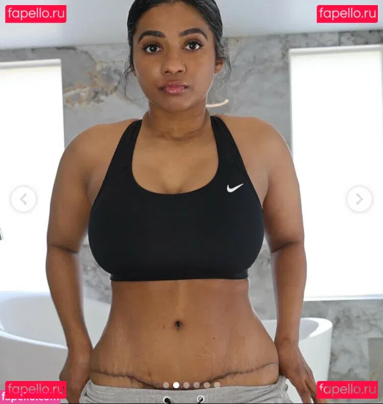 MzKora Onlyfans Photo Gallery 