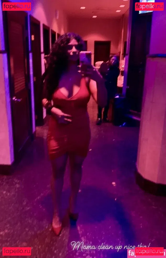 MzKora Onlyfans Photo Gallery 