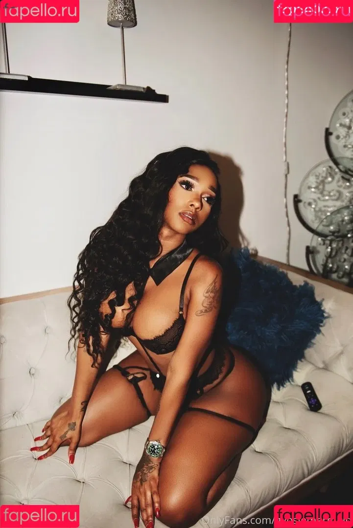 Gypsie Mermaid Onlyfans Photo Gallery 