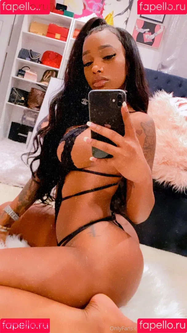 Gypsie Mermaid Onlyfans Photo Gallery 