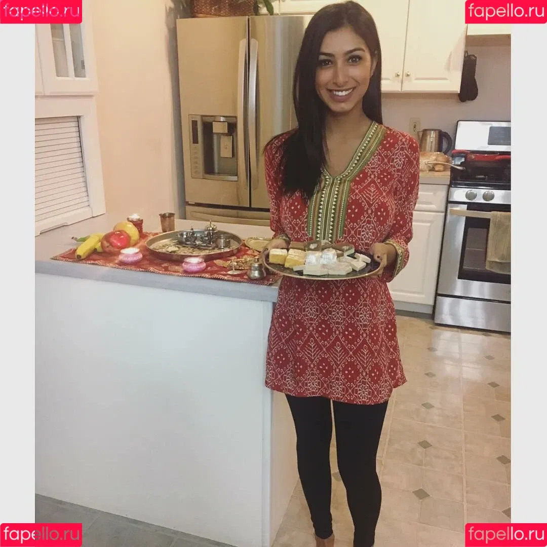 Sasha Kalra Onlyfans Photo Gallery 