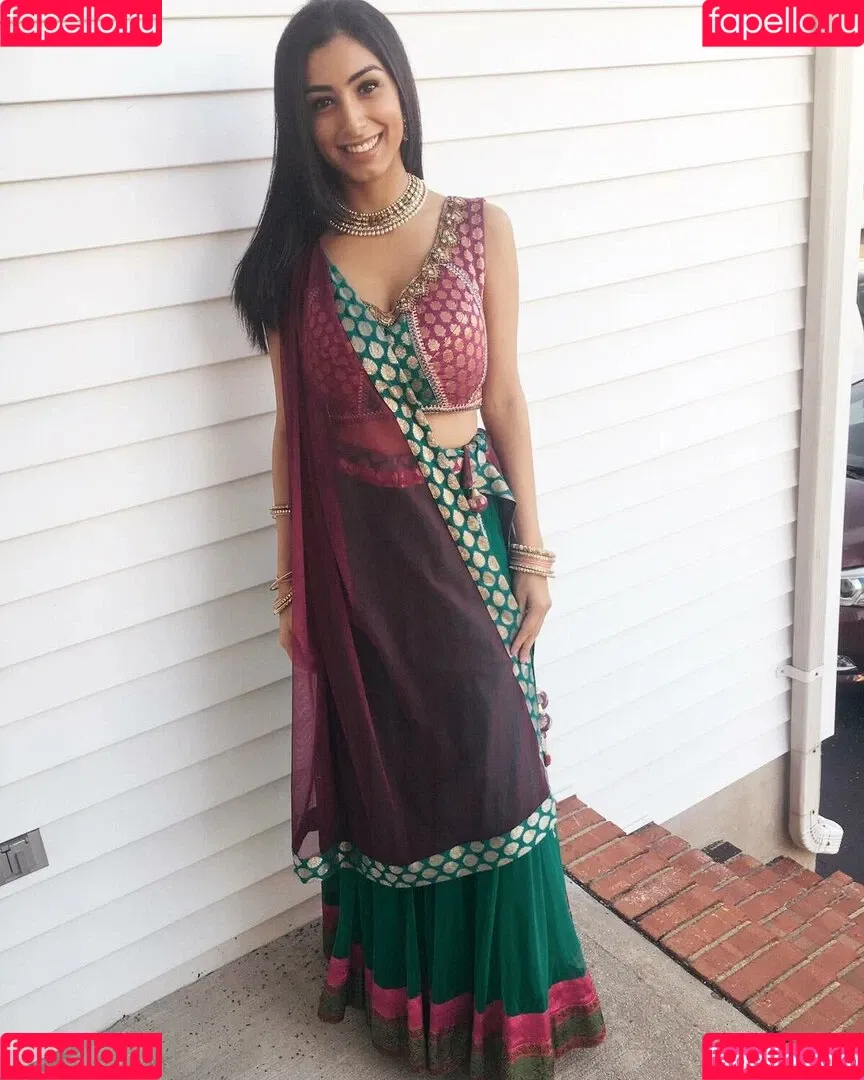 Sasha Kalra Onlyfans Photo Gallery 
