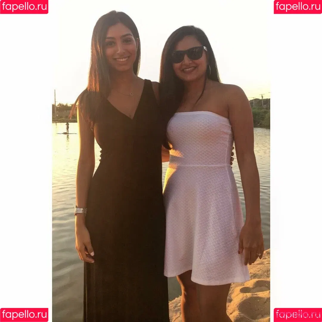Sasha Kalra Onlyfans Photo Gallery 