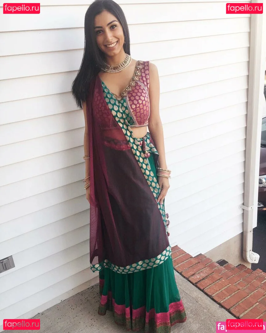 Sasha Kalra Nude Onlyfans Photo 49
