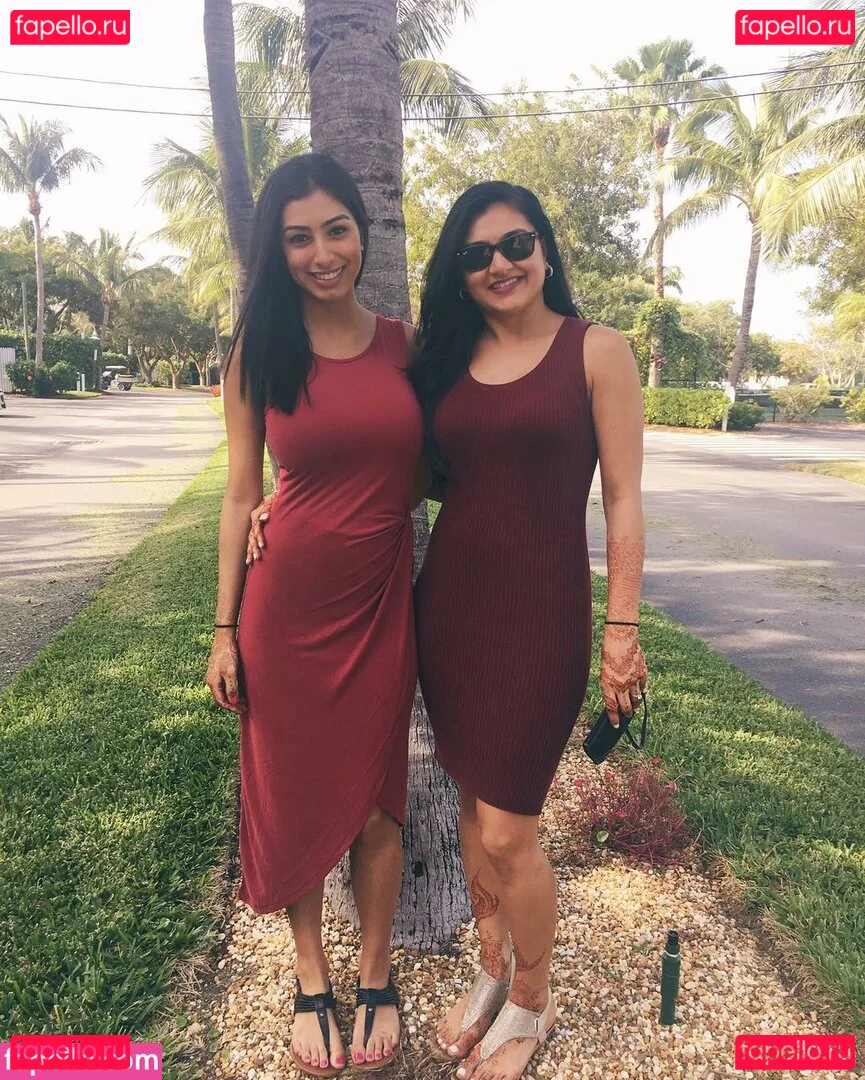 Sasha Kalra Nude Onlyfans Photo 47