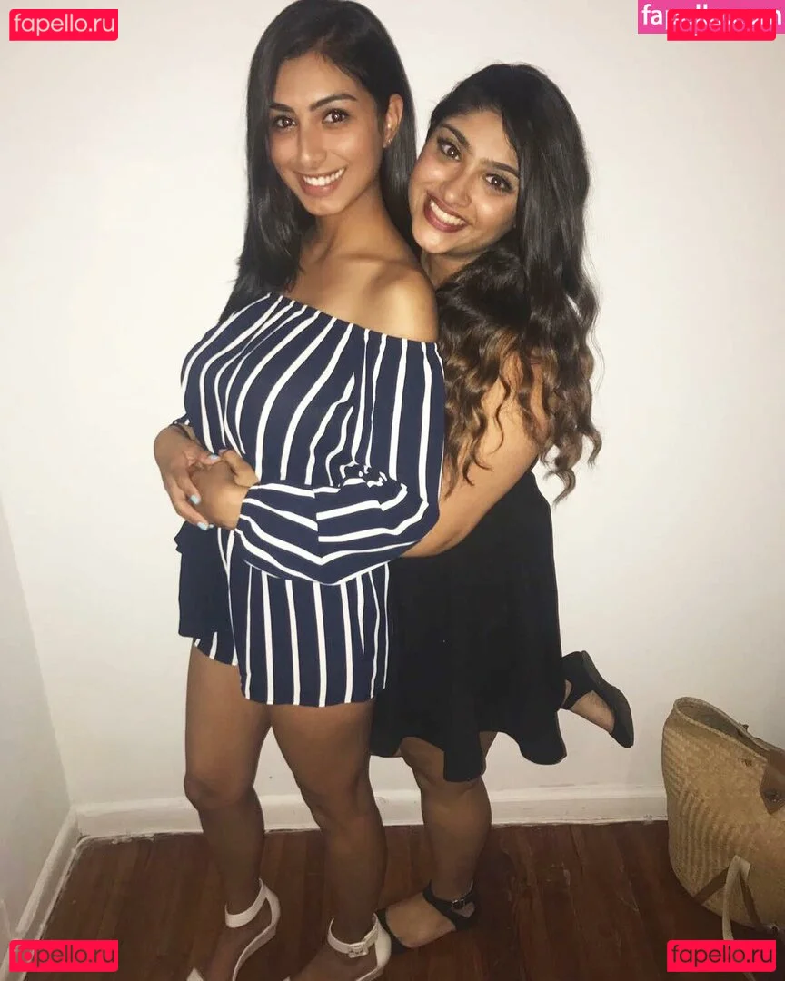 Sasha Kalra Nude Onlyfans Photo 45