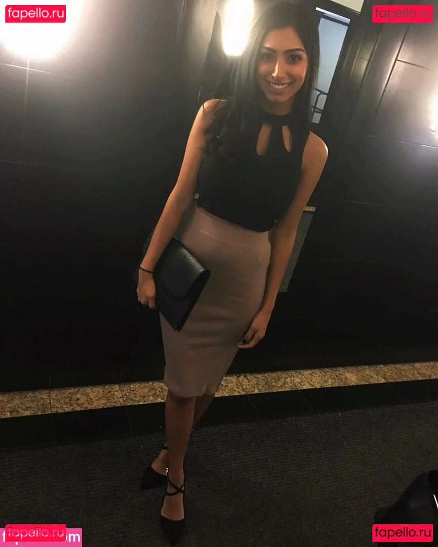 Sasha Kalra Nude Onlyfans Photo 40