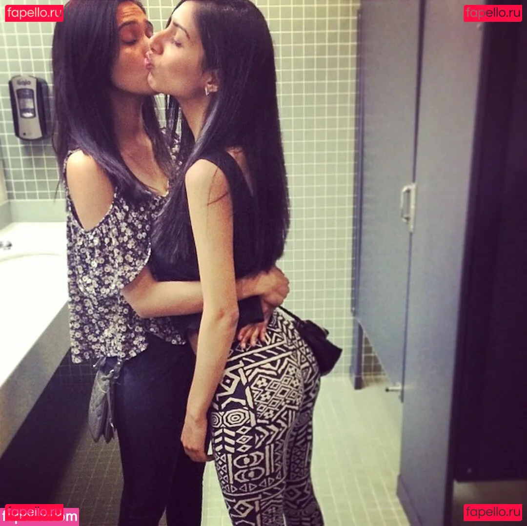 Sasha Kalra Nude Onlyfans Photo 20