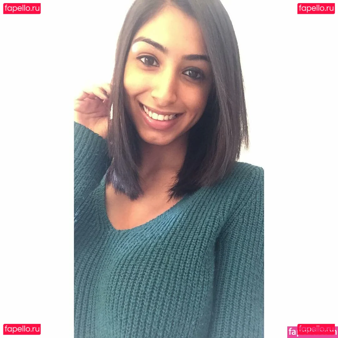 Sasha Kalra Nude Onlyfans Photo 6