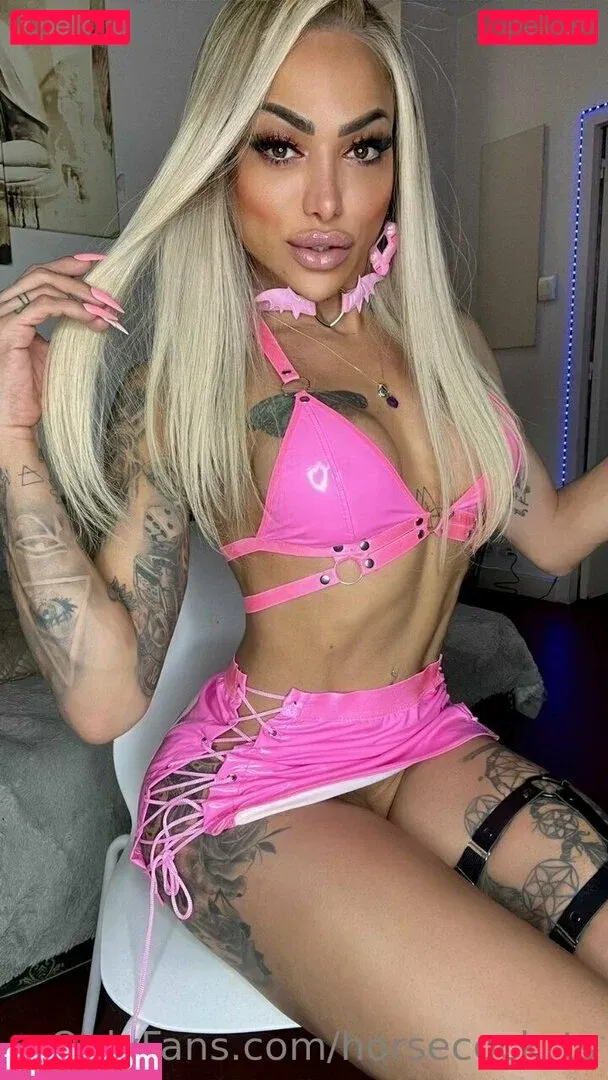 horsecock_ts Onlyfans Photo Gallery 