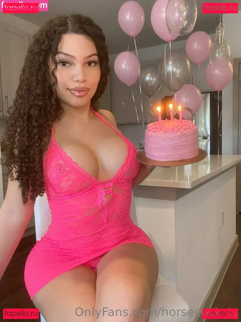 horsecock_ts Onlyfans Photo Gallery 