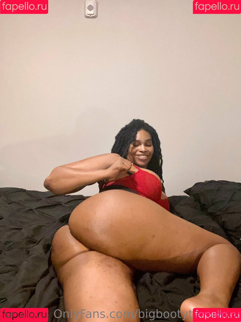 bigbootytechnerd Onlyfans Photo Gallery 