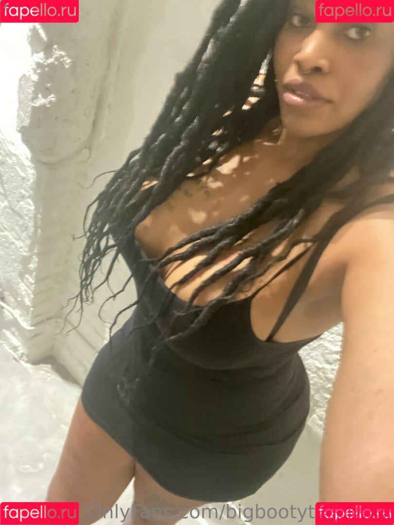 bigbootytechnerd Onlyfans Photo Gallery 