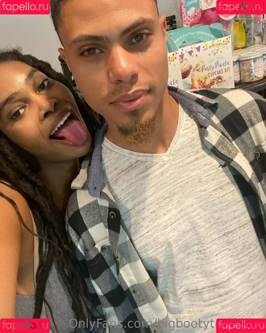 bigbootytechnerd Onlyfans Photo Gallery 