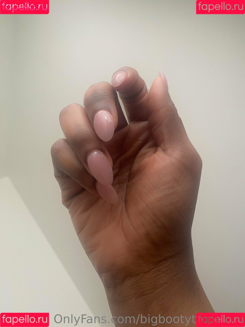 bigbootytechnerd Onlyfans Photo Gallery 