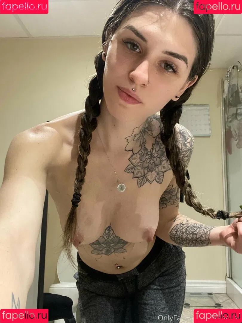 Selena Sstanguay Onlyfans Photo Gallery 