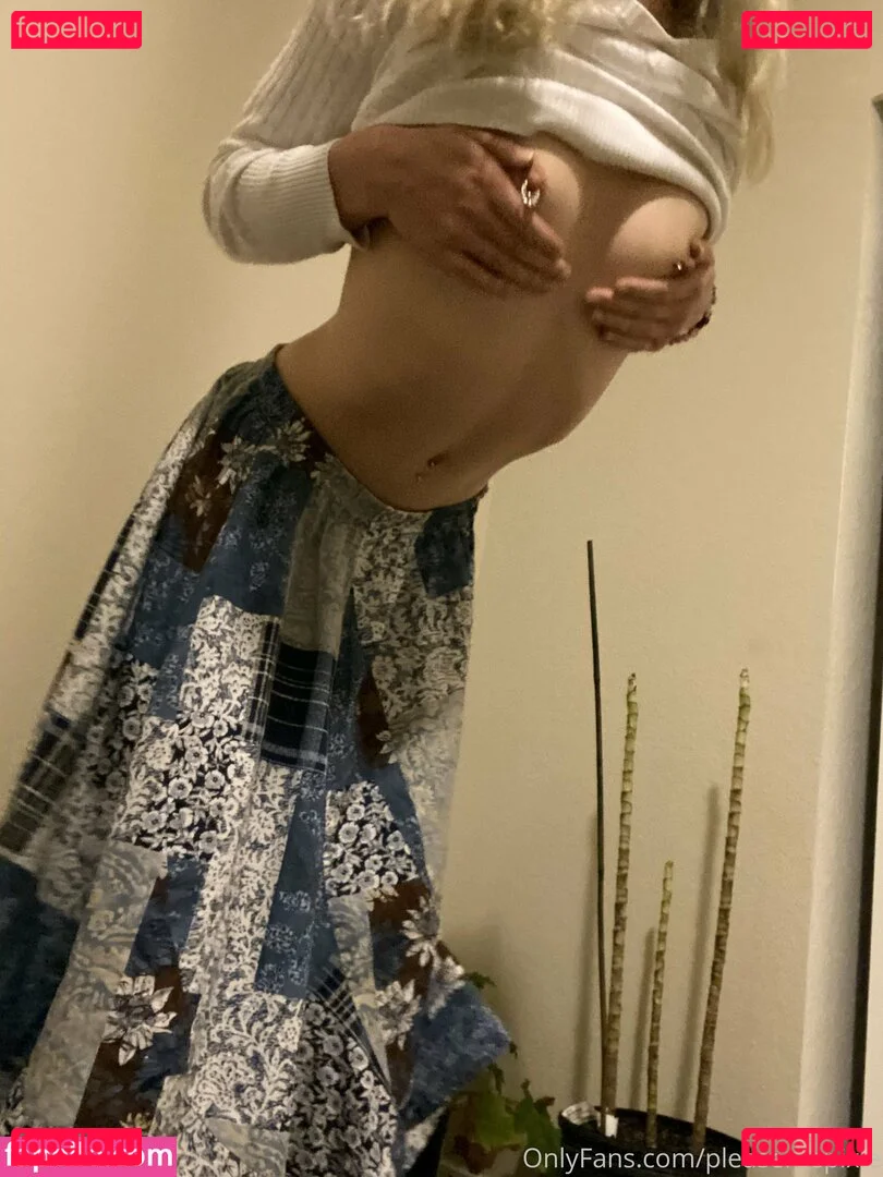 pixienicky Onlyfans Photo Gallery 