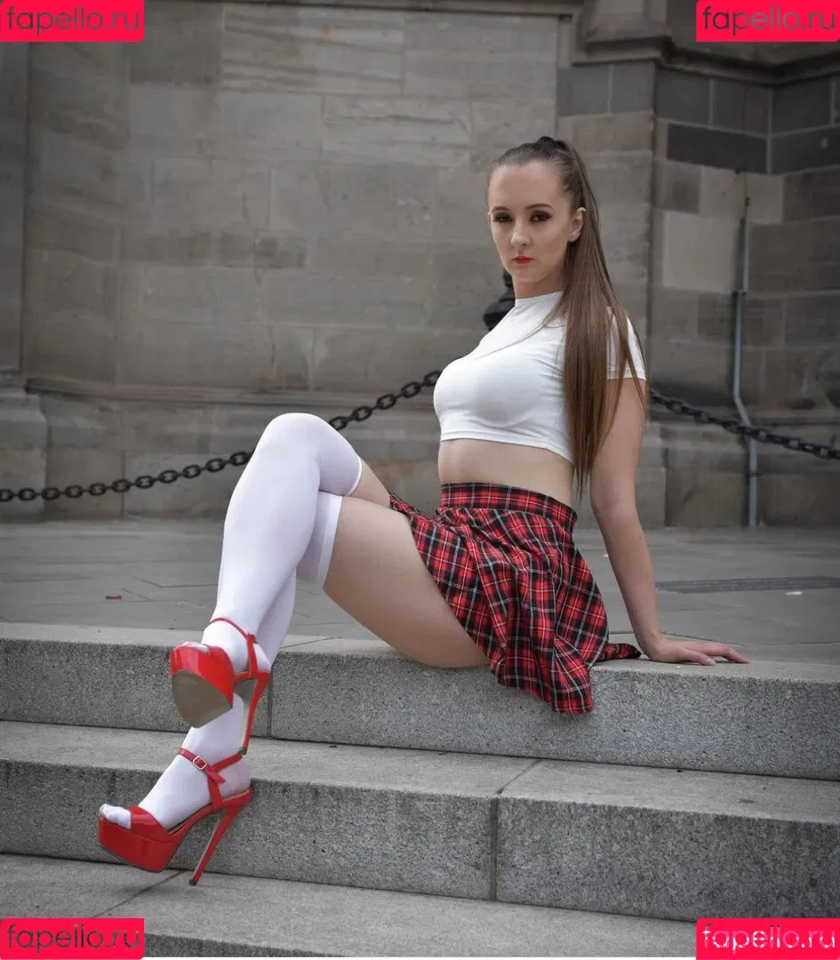 Susanna__barna Onlyfans Photo Gallery 