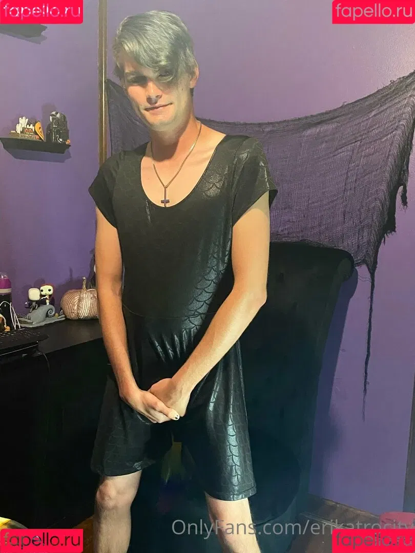 erikatrocity Onlyfans Photo Gallery 