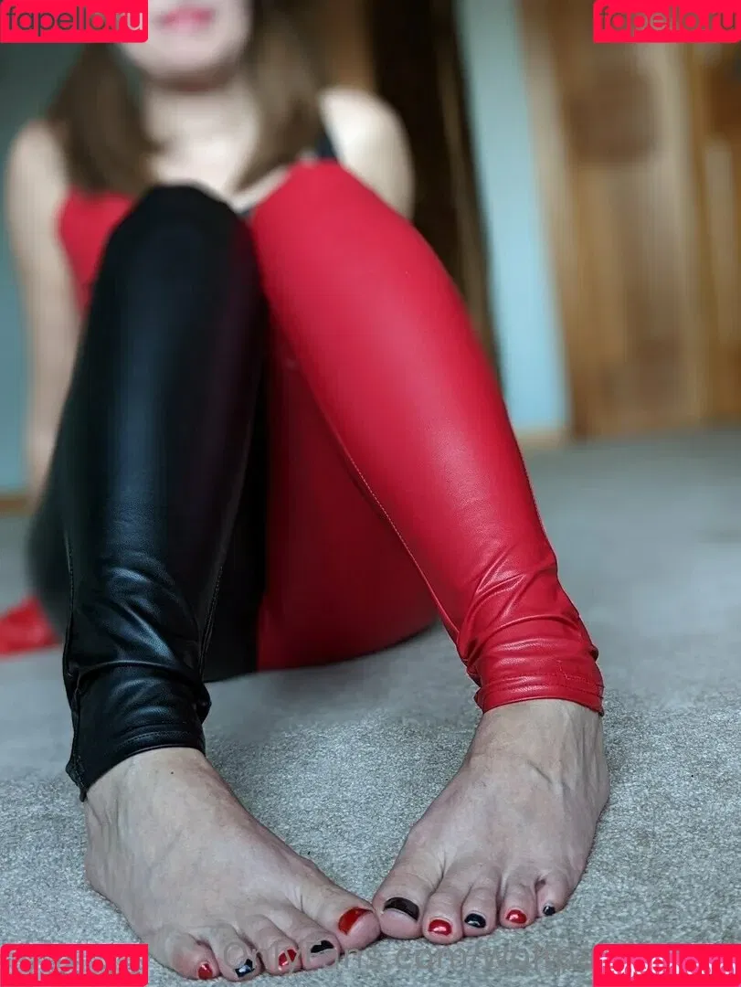 wolfpawhottie Onlyfans Photo Gallery 