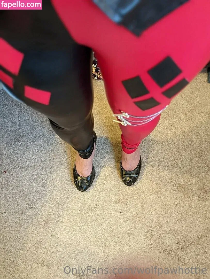 wolfpawhottie Onlyfans Photo Gallery 