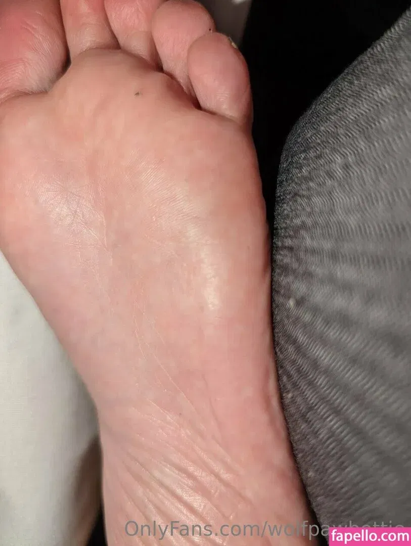 wolfpawhottie Onlyfans Photo Gallery 